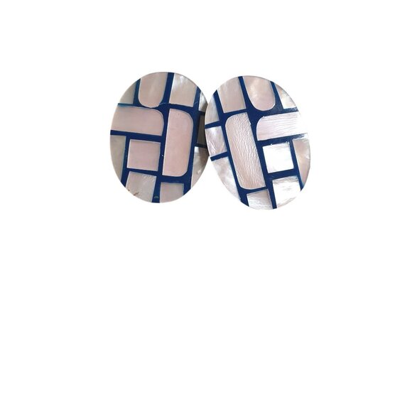 Oval Mother Of Pearl Vintage Navy Geometric Stud Earrings Acrylic Costume Retro - Picture 4 of 4